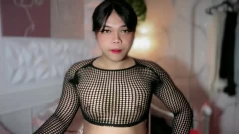 Leith Madrigal online show from April 25, 6:05 pm