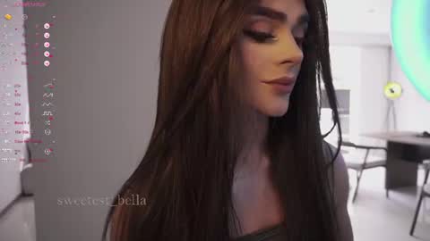Bella online show from July 16, 7:20 pm