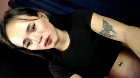 Snapshot of sweetfuckerbabyy18 chatting on September 22, 12:21 pm sweetfuckerbabyy18 online show from September 22, 12:21 pm