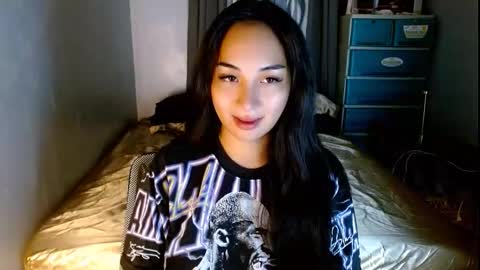 Lilly online show from February 21, 11:46 am