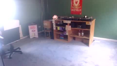 sweetlouise69 online show from June 27, 12:22 pm