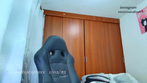 Snapshot of sweetsarafoxxx chatting on February 1, 11:06 pm Sara Sofia   Libra     online show from February 1, 11:06 pm