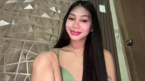 yanny online show from February 21, 3:42 am