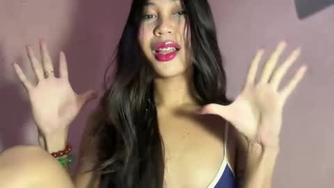 yanny online show from April 23, 3:14 am