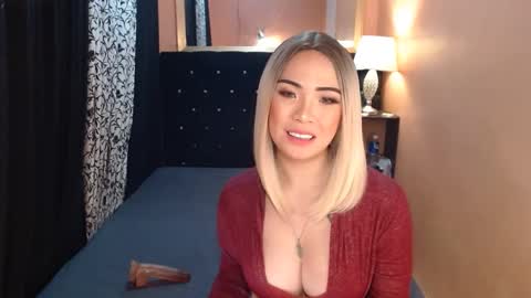 Ms trixiee online show from December 29, 8:33 am