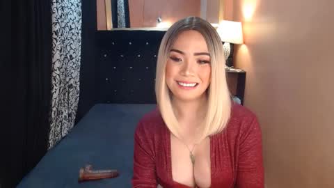 Ms trixiee online show from January 5, 3:55 pm