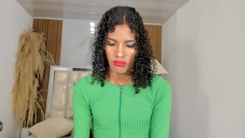  T A M A R A  online show from November 7, 8:20 pm