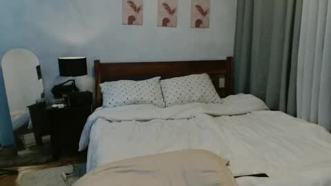 Kylie online show from February 27, 3:56 am