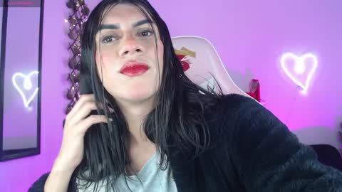 tefy_bratz online show from January 18, 7:37 am