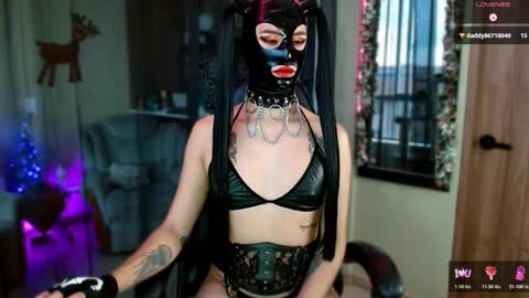 teven online show from December 17, 9:42 pm