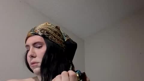 thedolllee25 online show from February 19, 10:45 am