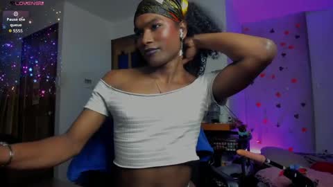 Goldie online show from April 28, 1:48 am