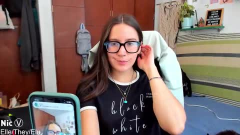 Nicole   TheyElleElu online show from March 17, 6:54 pm