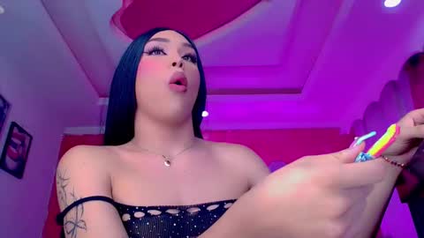 tiffanymackensyy69 online show from April 23, 3:03 am