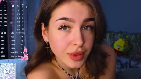 Molly online show from November 28, 5:14 pm