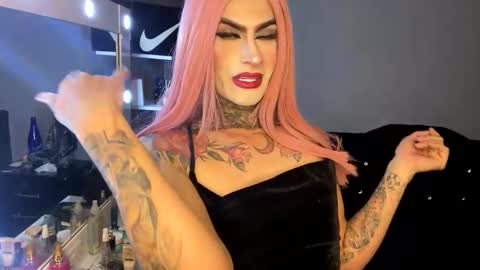 Valenlewiss .  Inst online show from March 30, 7:04 pm