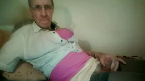 Tomislav321 online show from April 18, 9:59 pm