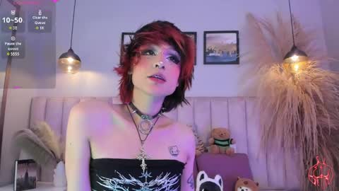 Tracy  online show from April 21, 8:48 pm