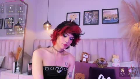 Tracy  online show from April 22, 8:49 pm