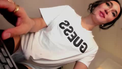 ALMIGHTY GODDESS VALENTINA online show from September 22, 6:35 pm