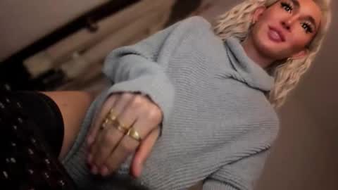 ALMIGHTY GODDESS VALENTINA online show from November 20, 11:27 pm