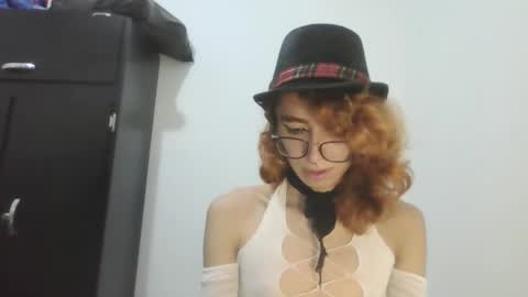 Trixy Rose online show from December 22, 9:20 pm