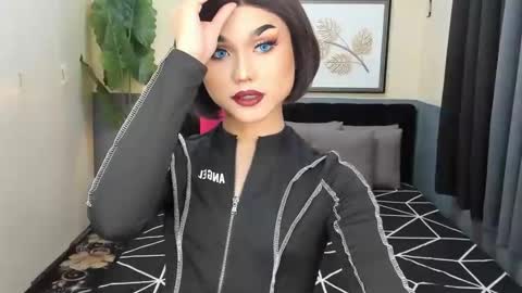 Saskia online show from February 19, 6:54 pm