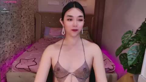 ts_yoshi_ online show from September 30, 12:32 am