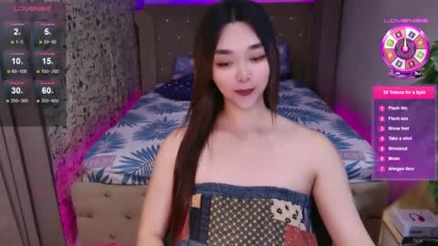 ts_yoshi_ online show from October 11, 6:32 pm