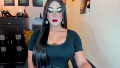Nicoleeee online show from August 4, 7:53 pm