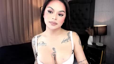 Lady tan online show from November 8, 8:42 pm