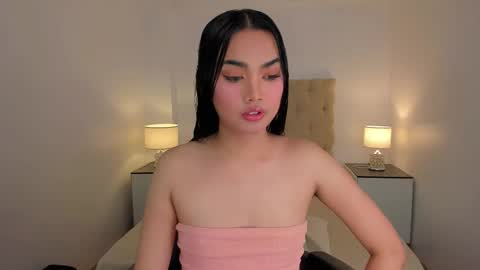 Lily online show from January 7, 8:28 am