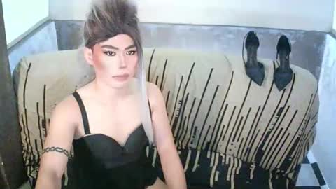 MISS ANNA online show from April 4, 6:28 pm