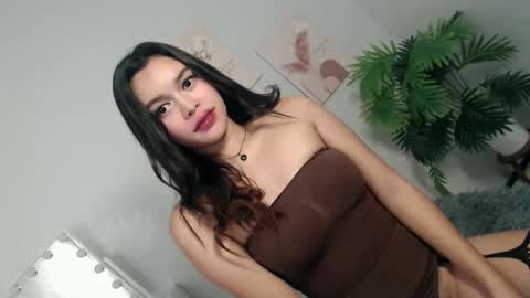 Bretesh online show from December 18, 3:28 pm