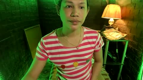 queen norelle online show from February 4, 11:27 am