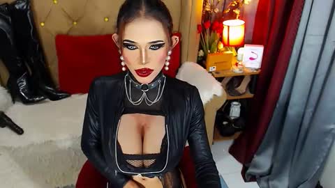 urhotasiants online show from April 18, 2:57 am