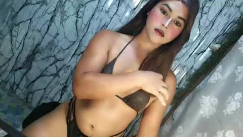 Erica online show from April 24, 11:08 pm