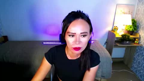 urlovely_che online show from October 5, 1:44 pm