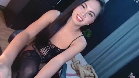 UrSweetBbGirl online show from June 7, 6:54 am