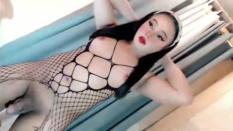 JESS - DONT FORGET TO FOLLOW ME AND GIVE ME THUMBS UP online show from November 25, 12:01 am