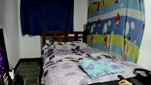 vannellope_vladimir online show from June 5, 10:43 am