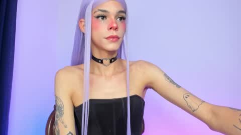 Snapshot of varya_ferreira chatting on October 27, 6:54 am  Varya Ferreira - independent model  online show from October 27, 6:54 am