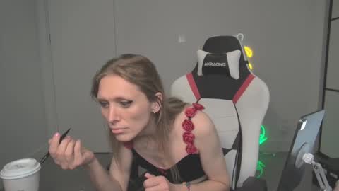 VelvetTGirl online show from February 25, 2:49 am