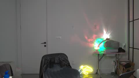 VelvetTGirl online show from April 21, 2:15 am