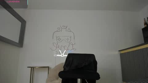 veronica online show from October 25, 11:00 pm