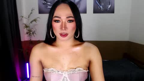 Victoria online show from April 20, 7:26 pm