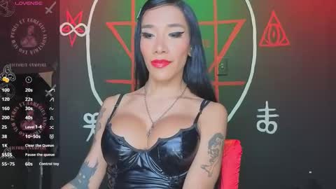 Snapshot of victoriavampire666 chatting on October 29, 11:03 pm Victoria Vampire online show from October 29, 11:03 pm