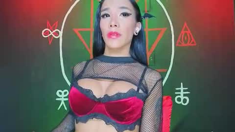 Snapshot of victoriavampire666 chatting on October 30, 11:04 pm Victoria Vampire online show from October 30, 11:04 pm