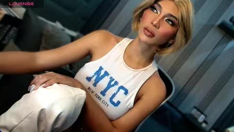 Julia online show from March 10, 5:00 am