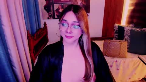 Snapshot of xdirtymistressx chatting on March 7, 6:36 pm XDirtymistressX online show from March 7, 6:36 pm